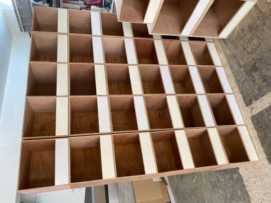 תאי הטלה לכל סוגי התרנגולות