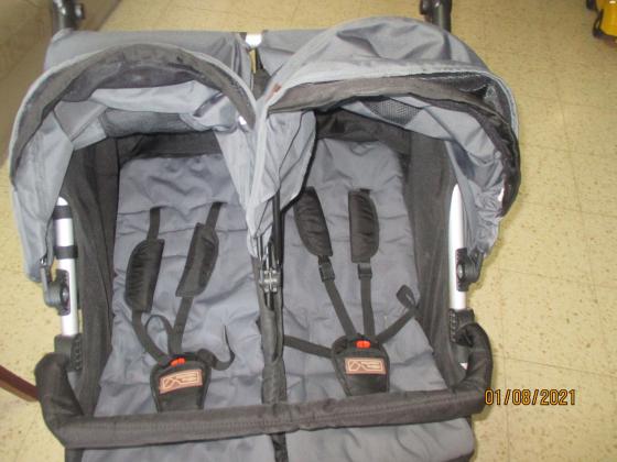 עגלת תאומים מאונטיין באגי mountain