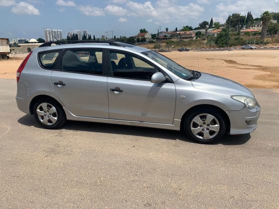 יונדאי i30CW (2010)