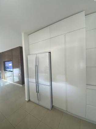 יאיר רוזנבלום 17 (אזורי חן)