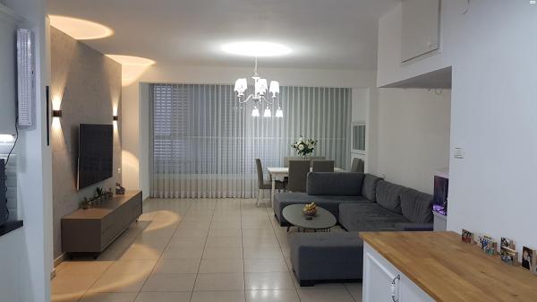 א.ד. גורדון 31 (מרכז העיר)