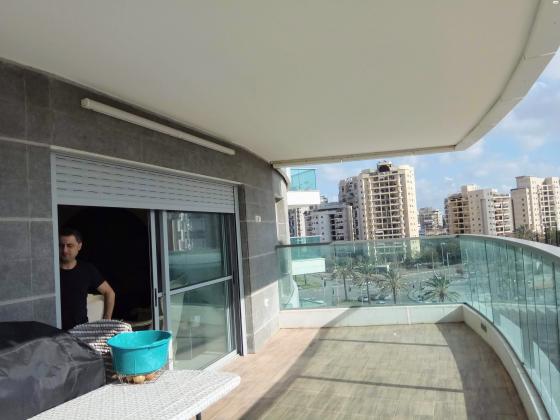 צבי תדמור 10 (שדרת המגדלים ח-501)