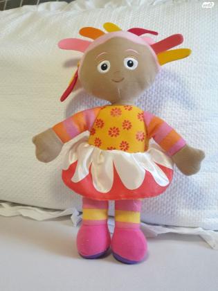 אופסי דייזי הגן הקסום בובה