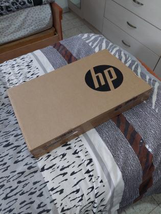 מחשב נייד צבע אפור יד ראשונה!! מוכן לעסקים!! HP 255 G8 Notebook PC 2021 + תיק צד צבע שחור חדש דנדששש