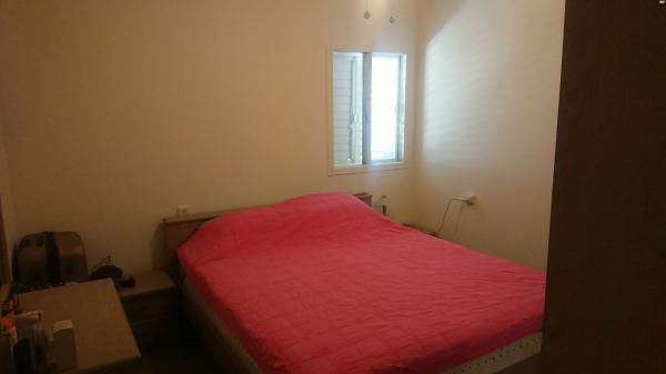 שדרות השושנים 27 (בן גוריון)