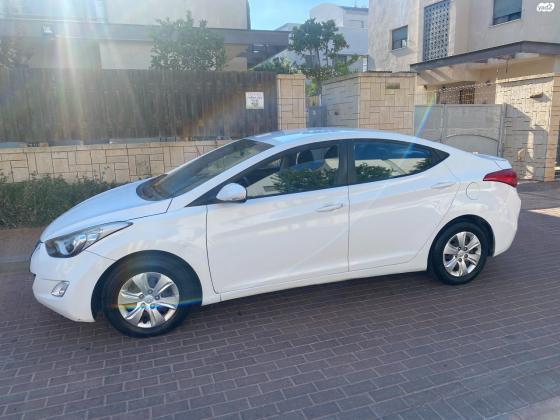 יונדאי i35 (2012)