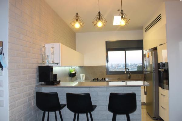 דהומיי 10 (קרית מנחם)