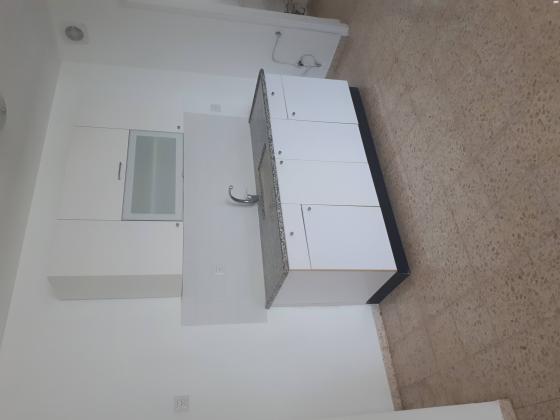 שדרות פנחס ספיר 25 (קרית ים ב)