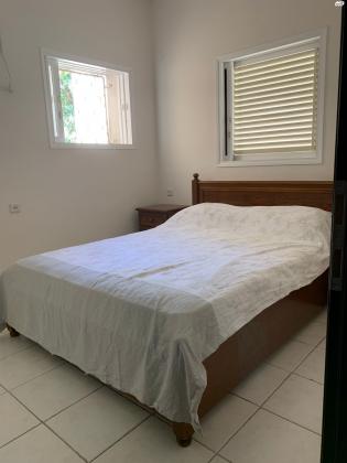 בן ציון ישראלי 7 (נאות רחל)