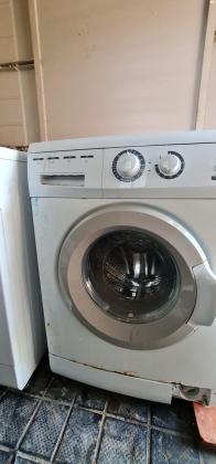 מכונה משומשת עובדת מצויין