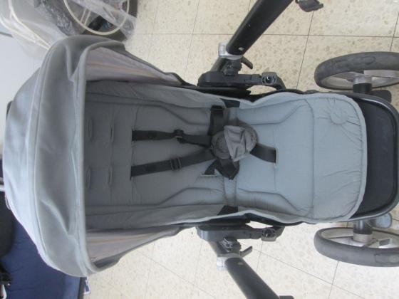 עגלת מוצי (דגם IGO) יפיפיה במצב מעולה