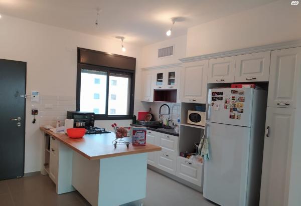 זטלר 16 (השכונה הירוקה)