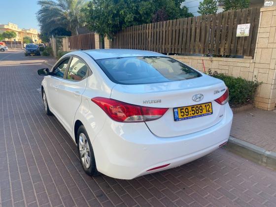 יונדאי i35 (2012)