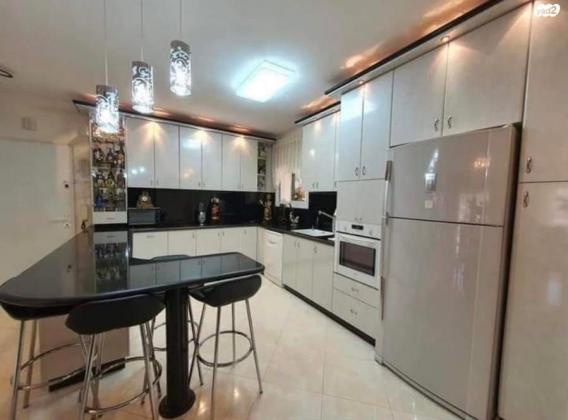 נתיב המזלות 11 (פסגת זאב צפון)