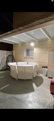 אפרים קישון 35 (קרית האמנים)