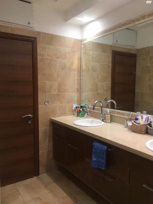 צבי הרמן שפירא 16 (אברמוביץ')