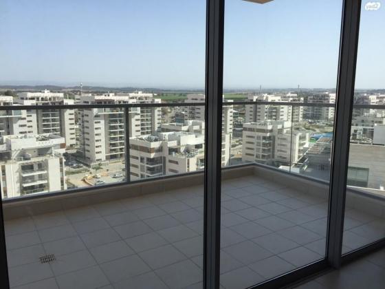 השונית 10 (השכונה הירוקה)