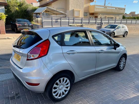 פורד פיאסטה (2015)