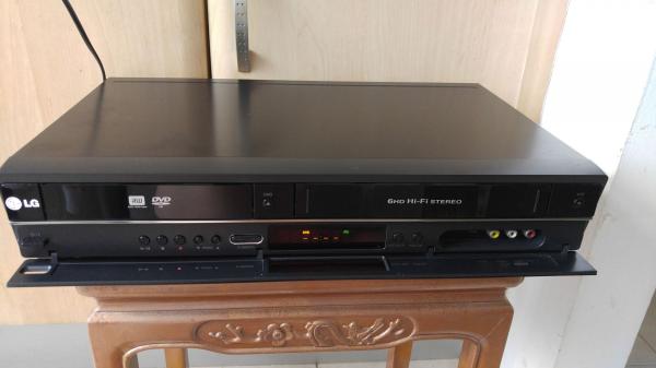 דיוידי מקליט מבית LG משולב