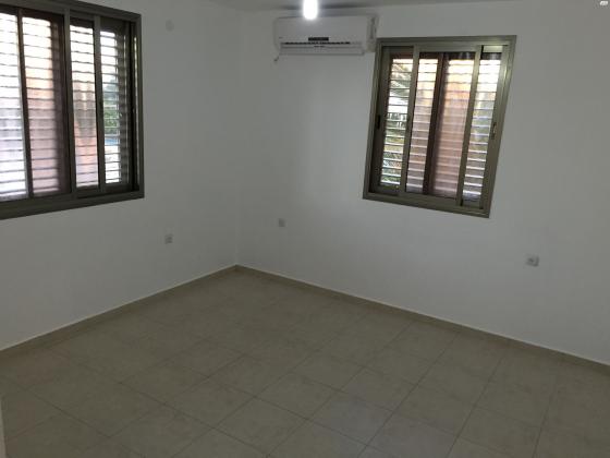 אגוזי 7 (המרכז האזרחי;משכנות)