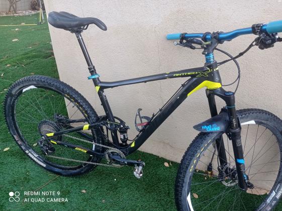 אופני שטח שיכוך מלא מידה