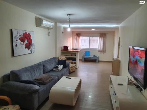 שמעוני 9 (מרכז אזרחי)