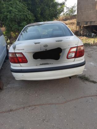 ניסאן אלמרה (2002)