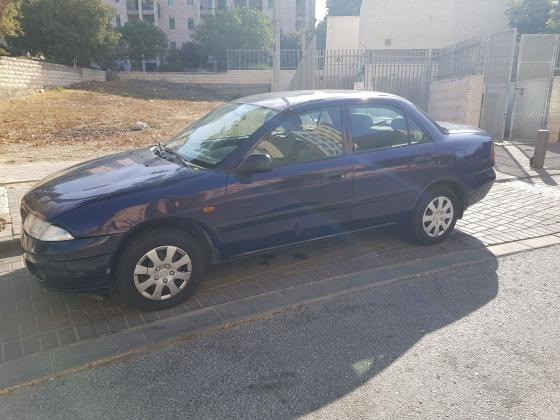 מיצובישי כריזמה (1998)