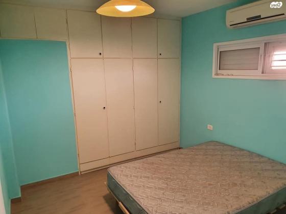 שמעוני 9 (מרכז אזרחי)