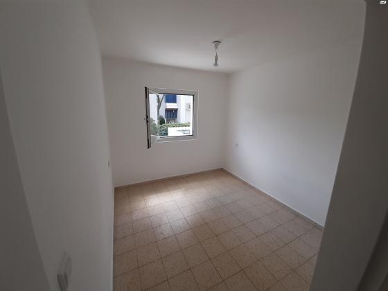 אדמונית 17 (גני אביב)