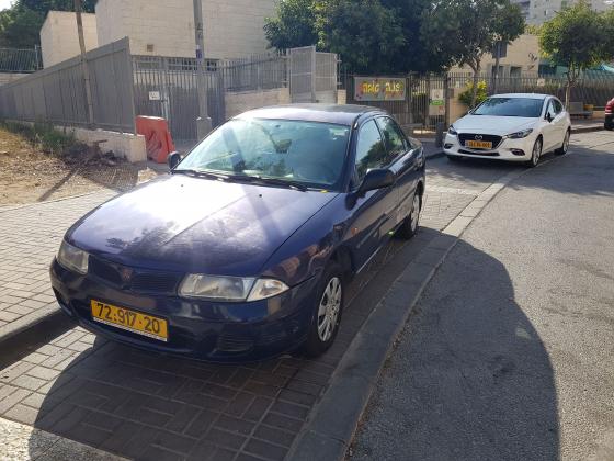 מיצובישי כריזמה (1998)