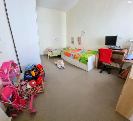 ישורון 34 (שרת)