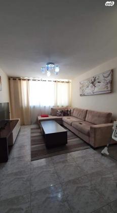 מרדכי נמיר 13 (קרית ים ב)