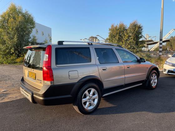 וולוו XC70 (2002)