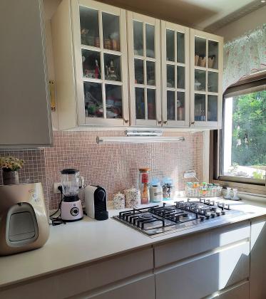 הרי הגלעד 11 (הבורסה)