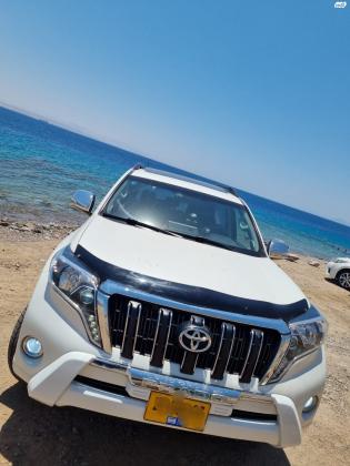 טויוטה לנד קרוזר קצר (2016)
