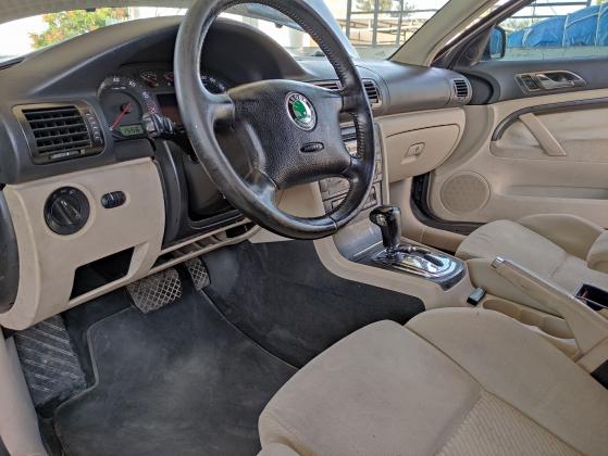 סקודה סופרב (עד 2019) (2005)