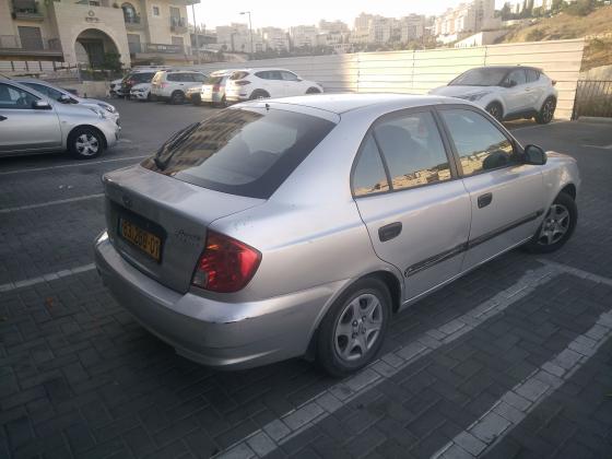 יונדאי אקסנט (עד 2012) (2005)