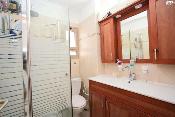 הבקעה 17 (קריית שרת)