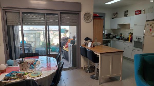 בר כוכבא 22 (שעריים מזרחי)