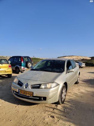 רנו מגאן דור 2 (2004-2010) (2009)