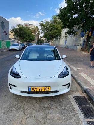טסלה מודל 3 (2021)