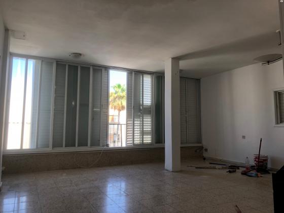 דגל ראובן 5 (כפר גנים א)