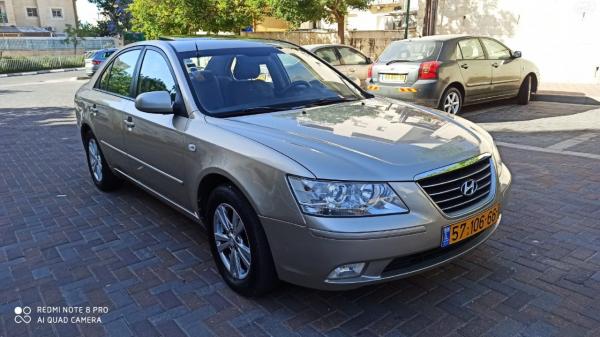 יונדאי סונטה (2009)