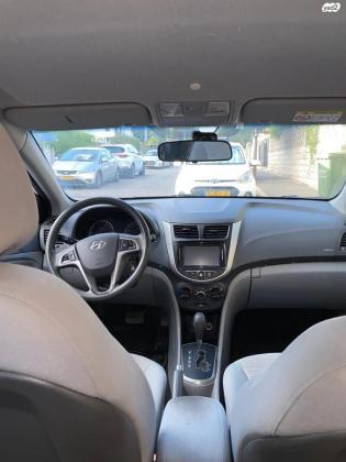 יונדאי i25 (2015)