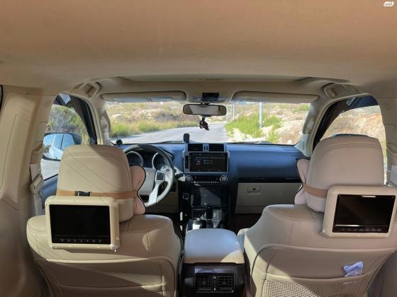 טויוטה לנד קרוזר קצר (2016)