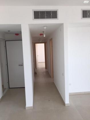 השונית 10 (השכונה הירוקה)