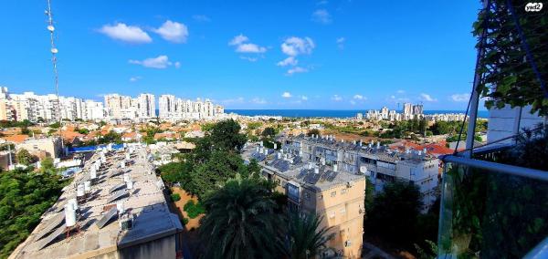 הסנה 16 (אפרידר)