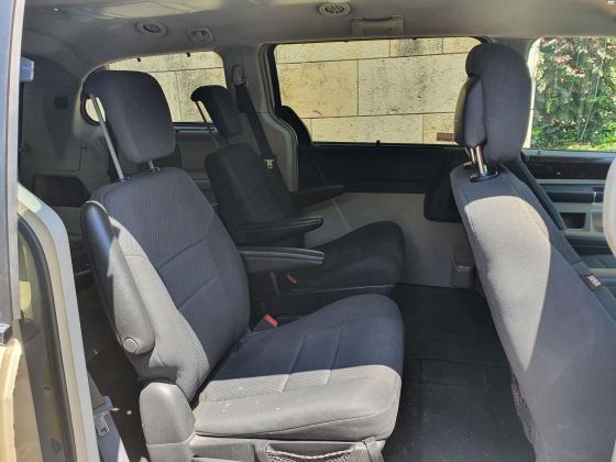 קרייזלר גראנד וויאג'ר (2011)