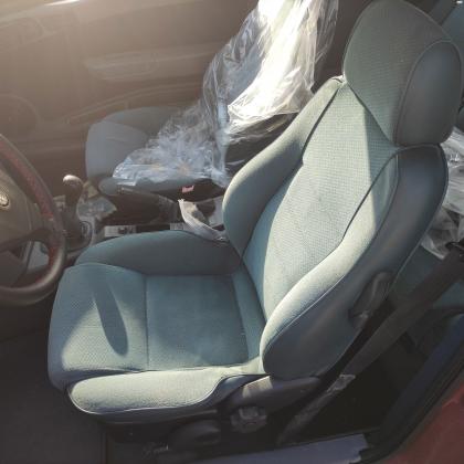 אלפא רומיאו 145 (1996)